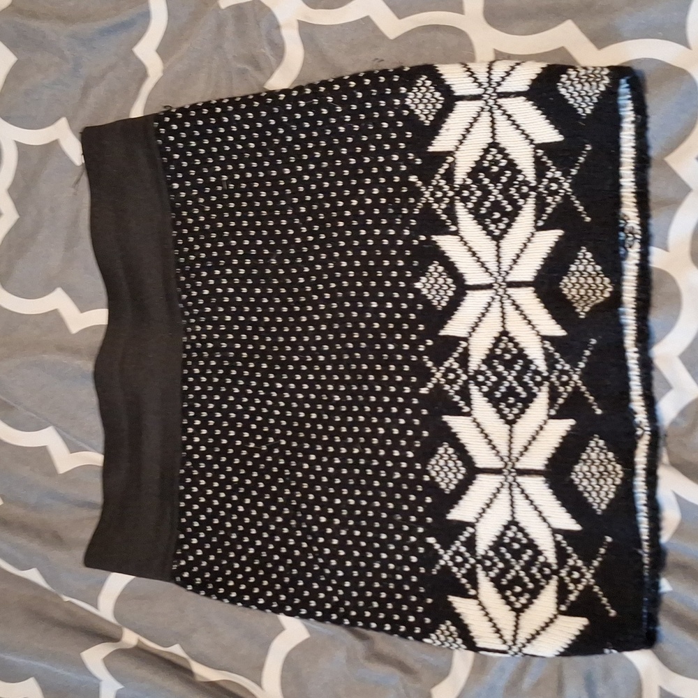 Knitted skirt